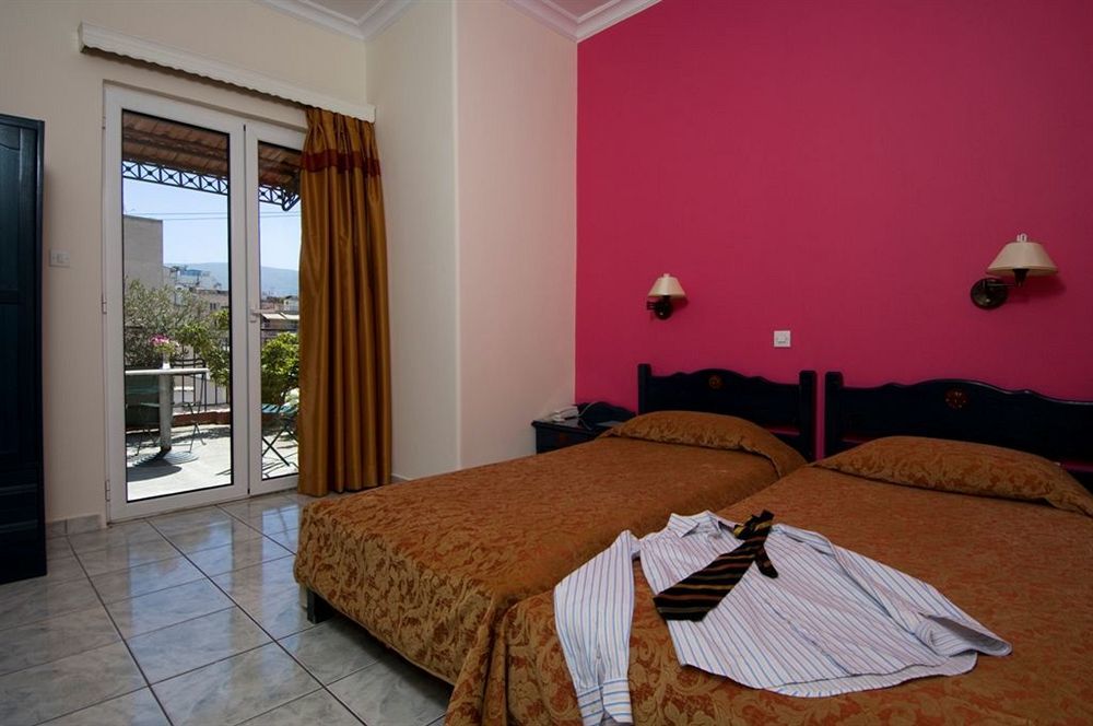 Hotel Carolina Since 1934